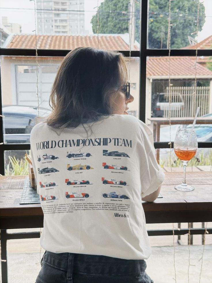 Drop Tshirt / World Championship Team