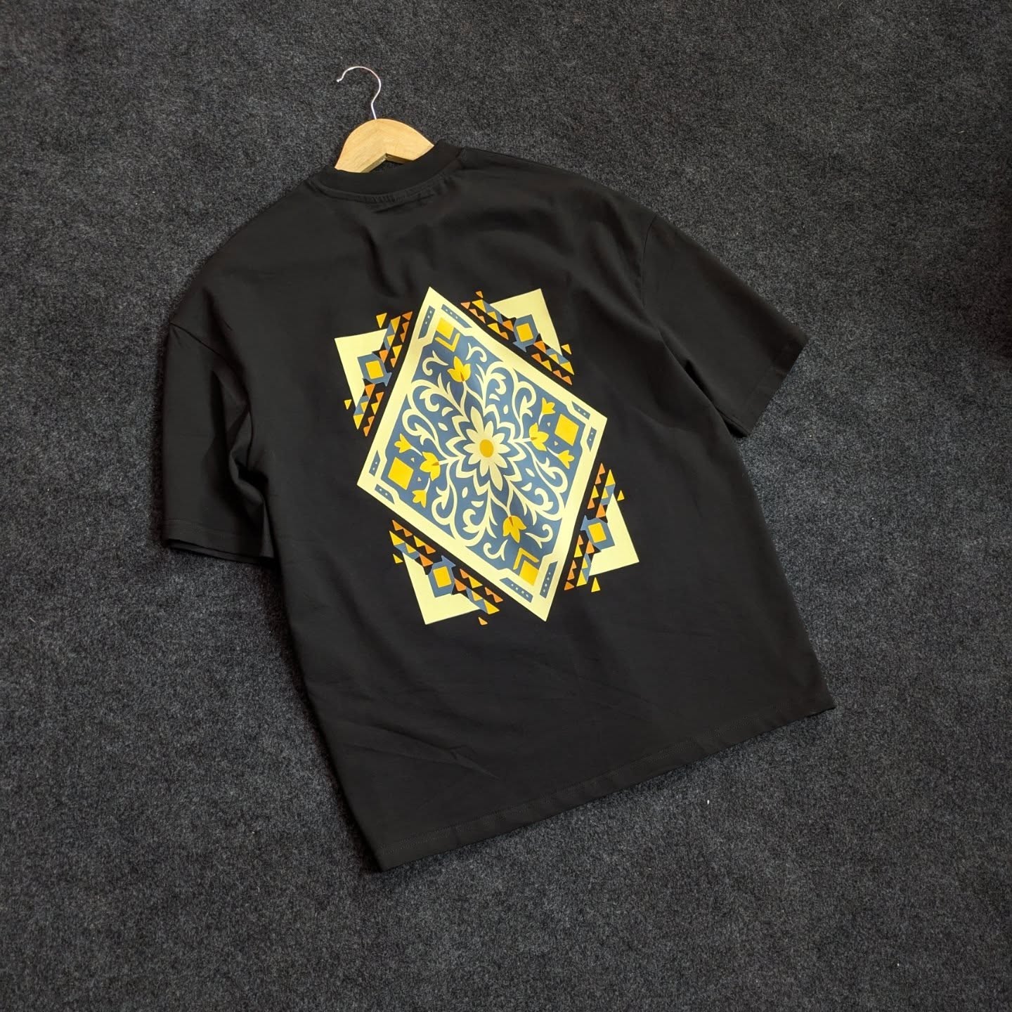 NAKSHA BLACK DROPSHOULDER TSHIRT