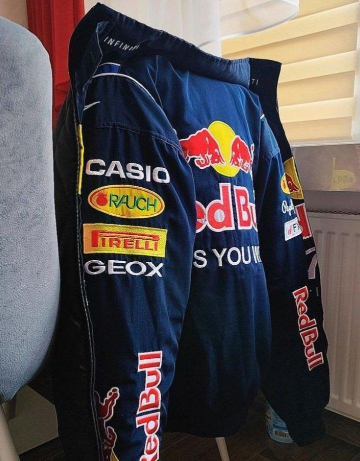 Red Bull Racing Vintage Jacket Retro F1 Team ( pre order )