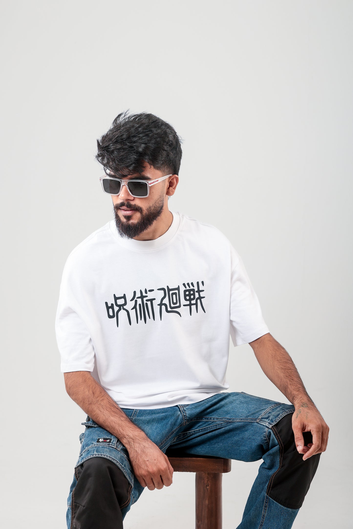 JUJUTSU KAISEN EDDITION OFF-WHITE PREMIUM OVERSIZED TEES