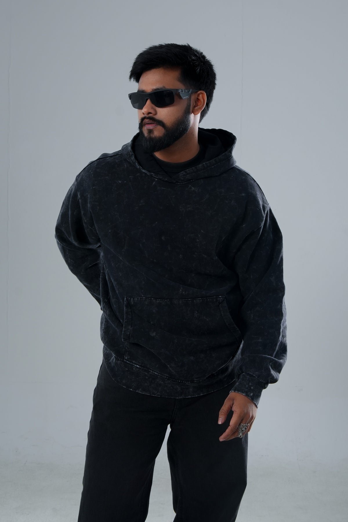 PREMIUM ACID WASH  SOLID ESSENTIAL HOODIE.
