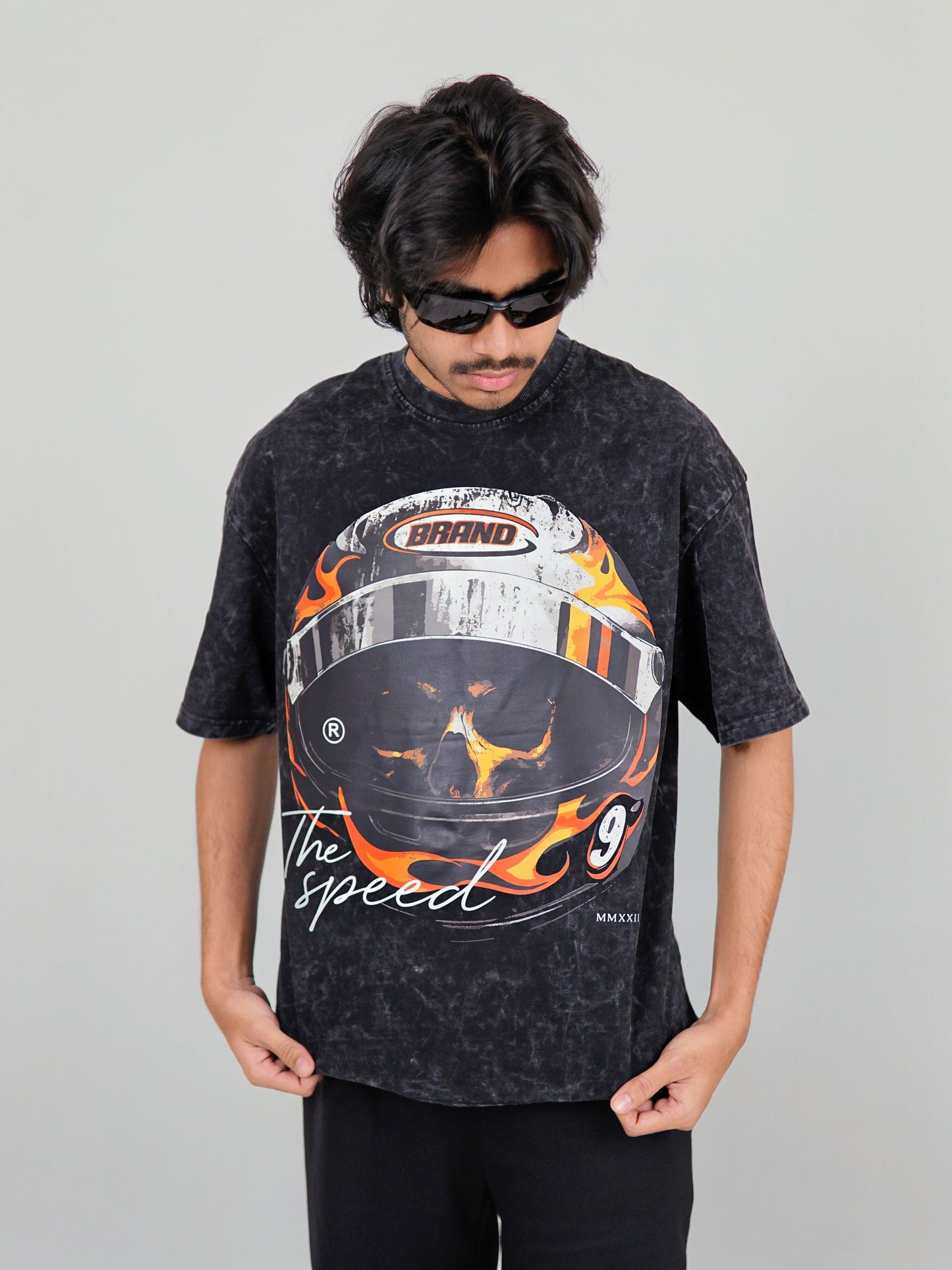 Drop Tshirt / Helmet